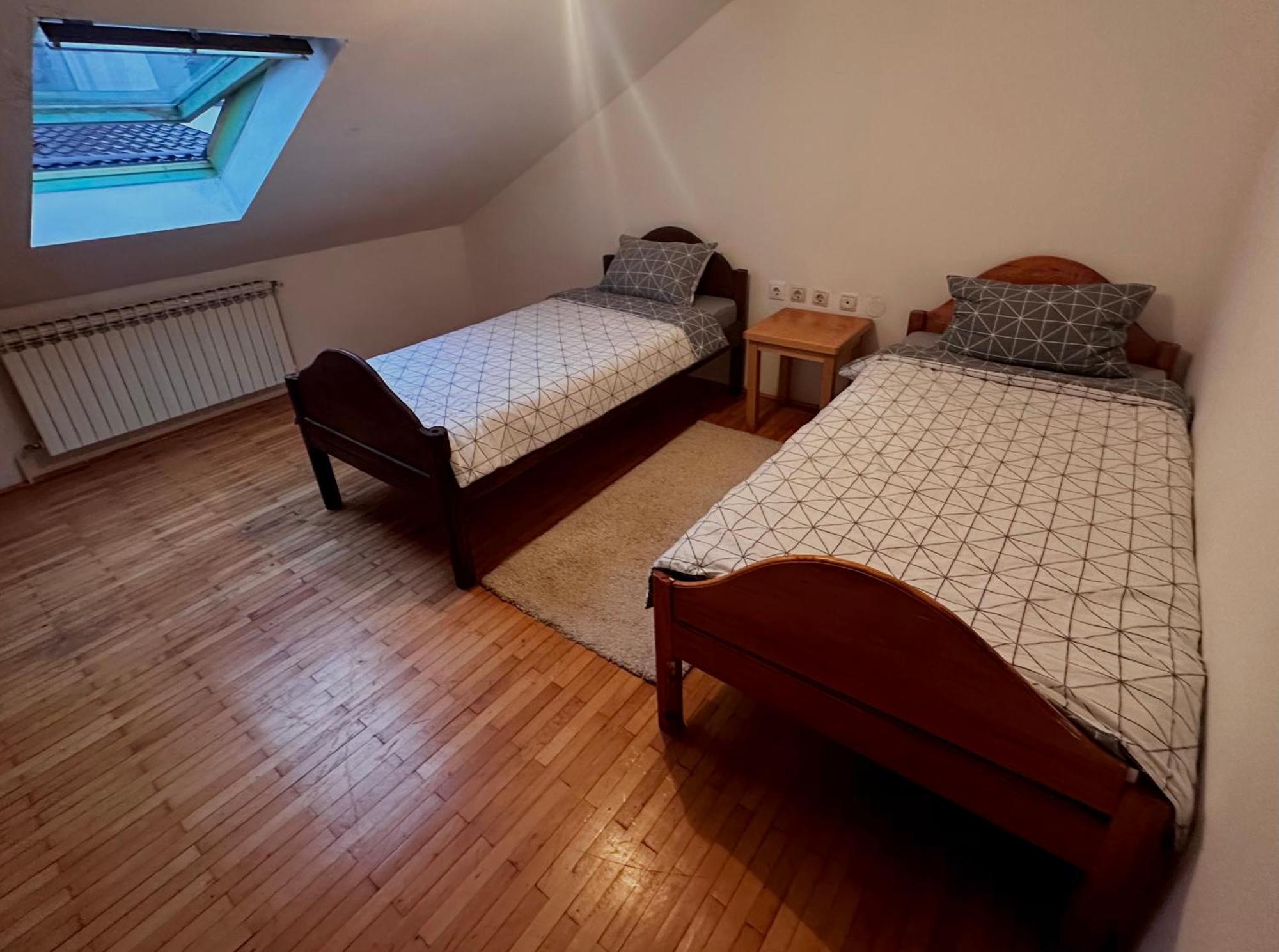 Хостел Alfar House Сараево Экстерьер фото